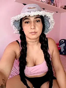 Juanamd1 online show from March 9, 2025, 9:13 am