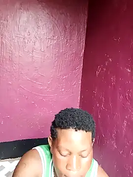 Snapshot of Broan_me chatting on February 10, 2025, 11:15 am Broan me online show from February 10, 2025, 11:15 am