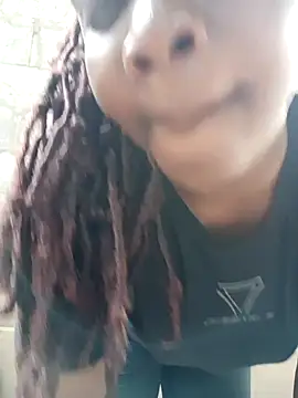 Snapshot of Broan_me chatting on February 10, 2025, 2:16 pm Broan me online show from February 10, 2025, 2:16 pm