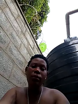 Snapshot of Broan_me chatting on February 15, 2025, 3:28 pm Broan me online show from February 15, 2025, 3:28 pm