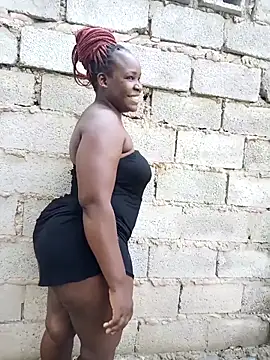 Snapshot of Broan_me chatting on February 23, 2025, 8:06 am Broan me online show from February 23, 2025, 8:06 am