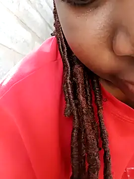 Snapshot of Broan_me chatting on March 14, 2025, 7:48 am Broan me online show from March 14, 2025, 7:48 am