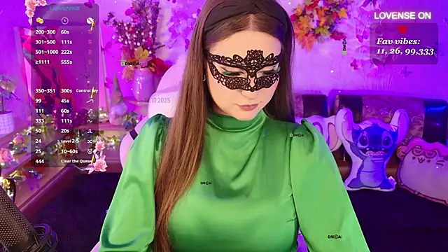 Snapshot of Miss_SweetPeach chatting on October 18, 2025, 5:25 pm Miss SweetPeach online show from October 18, 2025, 5:25 pm