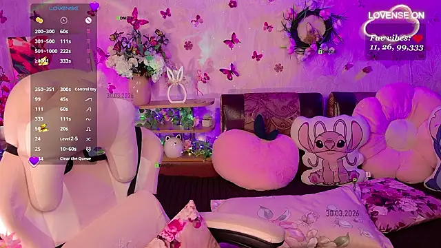 Miss SweetPeach online show from March 30, 2026, 7:04 pm