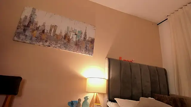 dakotaa   online show from October 13, 2025, 7:58 pm