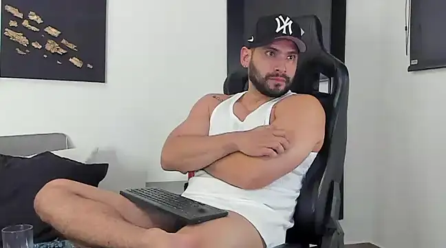Dereck vega online show from February 1, 2025, 12:51 am