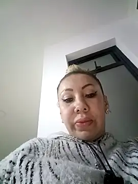 Snapshot of coral_smitth chatting on October 29, 2025, 10:44 pm coral smitth online show from October 29, 2025, 10:44 pm