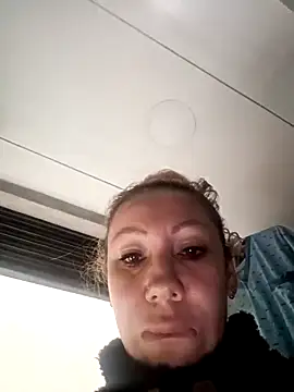 coral smitth online show from December 20, 2025, 3:52 pm