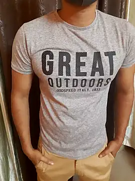 Snapshot of Guyinshortss chatting on September 29, 2025, 8:46 pm Guyinshortss online show from September 29, 2025, 8:46 pm