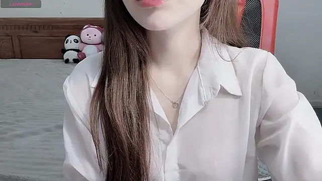 TrinhH Nabbi online show from November 28, 2025, 6:49 am