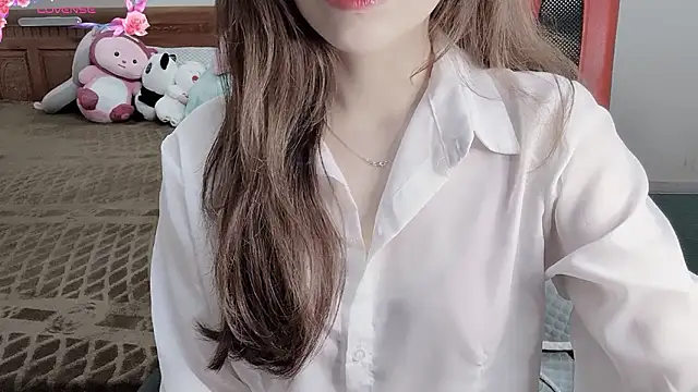 TrinhH Nabbi online show from February 13, 2026, 1:51 pm