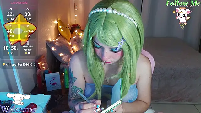 Snapshot of mily_milk_ chatting on December 5, 2024, 7:38 am mily milk online show from December 5, 2024, 7:38 am