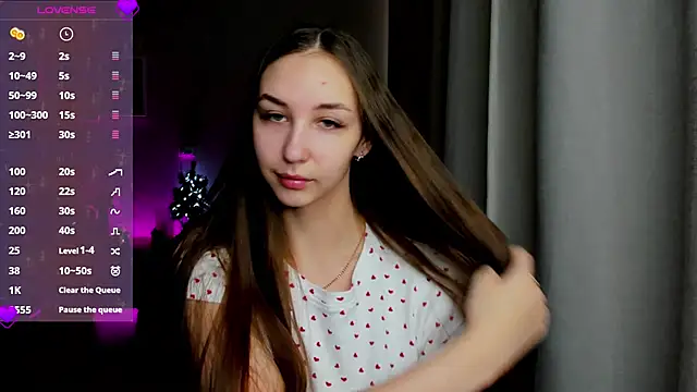 Sm0ly online show from February 24, 2025, 2:19 am