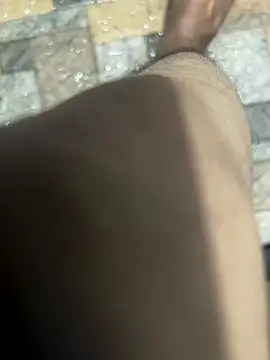 Snapshot of zeck80 chatting on November 9, 2025, 4:38 pm zeck80 online show from November 9, 2025, 4:38 pm