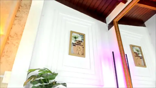 AlessiaLondon online show from February 11, 2025, 3:40 am