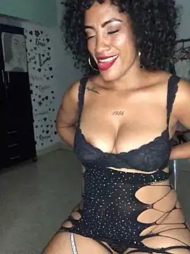 Snapshot of AdelaHaneix chatting on December 22, 2024, 2:06 am AdelaHaneix online show from December 22, 2024, 2:06 am