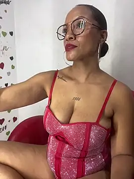 Snapshot of AdelaHaneix chatting on April 11, 2026, 5:45 am AdelaHaneix online show from April 11, 2026, 5:45 am