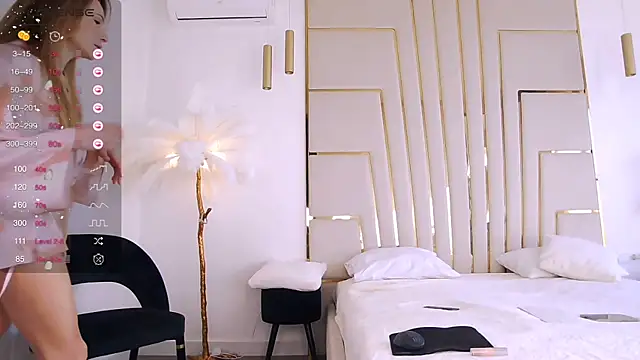 Snapshot of Goodgirlgonabad chatting on February 13, 2025, 12:21 pm Goodgirlgonabad online show from February 13, 2025, 12:21 pm