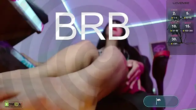 Snapshot of Miss_scarllet_ chatting on January 21, 2025, 1:11 pm Miss scarllet online show from January 21, 2025, 1:11 pm