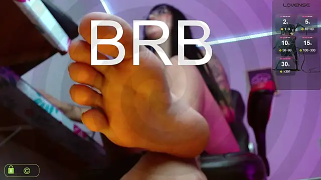 Snapshot of Miss_scarllet_ chatting on January 31, 2025, 1:02 pm Miss scarllet online show from January 31, 2025, 1:02 pm