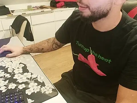 Snapshot of prezydentcam chatting on September 22, 2025, 10:39 am prezydentcam online show from September 22, 2025, 10:39 am