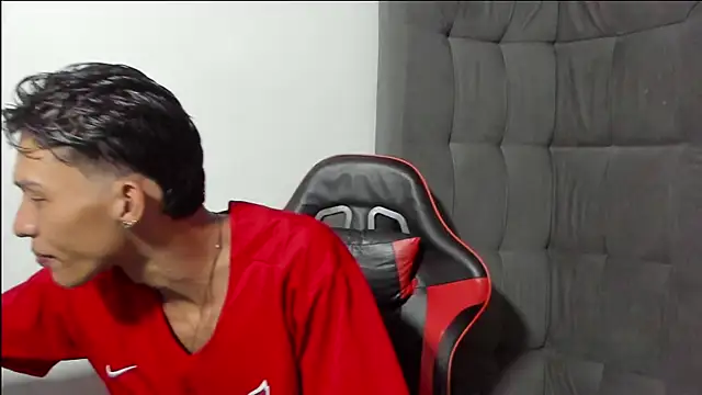 TommyGun 22 online show from February 21, 2026, 12:33 am