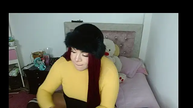 Snapshot of kim_hot69_ chatting on October 9, 2025, 12:25 pm kim hot69 online show from October 9, 2025, 12:25 pm