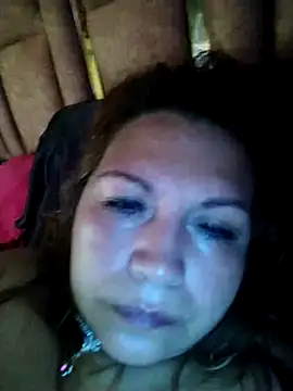 Snapshot of Kazsandraa chatting on October 12, 2025, 9:36 pm Kazsandraa online show from October 12, 2025, 9:36 pm