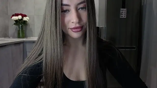 Snapshot of Cinderella____ chatting on November 8, 2025, 8:18 pm Cinderella online show from November 8, 2025, 8:18 pm