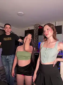 Snapshot of samantha_kevin chatting on February 4, 2026, 3:56 am samantha kevin online show from February 4, 2026, 3:56 am