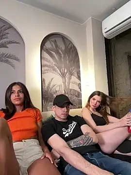 Snapshot of samantha_kevin chatting on March 4, 2026, 4:07 am samantha kevin online show from March 4, 2026, 4:07 am