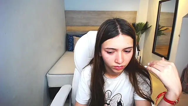 Snapshot of liseth_fox chatting on December 11, 2024, 11:00 pm liseth fox online show from December 11, 2024, 11:00 pm