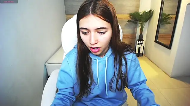 Snapshot of liseth_fox chatting on February 8, 2025, 12:17 pm liseth fox online show from February 8, 2025, 12:17 pm