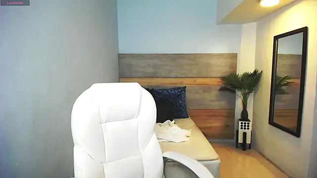 Snapshot of liseth_fox chatting on March 12, 2025, 7:38 pm liseth fox online show from March 12, 2025, 7:38 pm