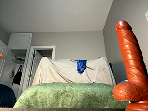 ChiRaqb8 online show from October 11, 2025, 11:03 pm