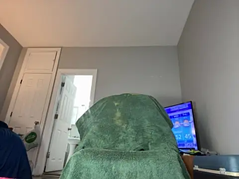 ChiRaqb8 online show from February 13, 2026, 11:50 am