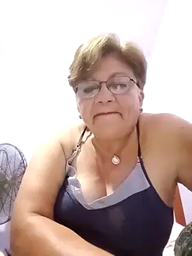 Snapshot of Madrastrahot69 chatting on November 17, 2025, 3:56 am Madrastrahot69 online show from November 17, 2025, 3:56 am