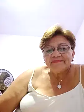 Snapshot of Madrastrahot69 chatting on November 19, 2025, 4:45 am Madrastrahot69 online show from November 19, 2025, 4:45 am