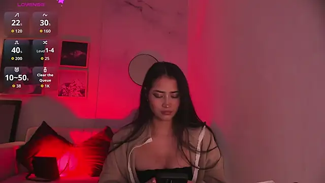 Snapshot of lara_madisson chatting on January 19, 2026, 5:55 am lara madisson online show from January 19, 2026, 5:55 am