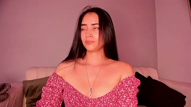 Snapshot of lara_madisson chatting on May 10, 2026, 4:17 am lara madisson online show from May 10, 2026, 4:17 am