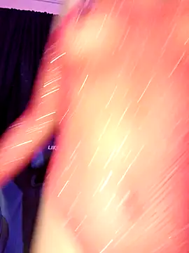 Snapshot of ---sophia--- chatting on October 20, 2025, 11:32 am ---sophia--- online show from October 20, 2025, 11:32 am