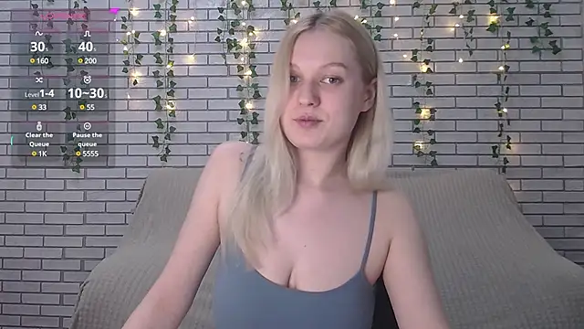 EmiliaDuchess online show from February 27, 2025, 12:45 pm