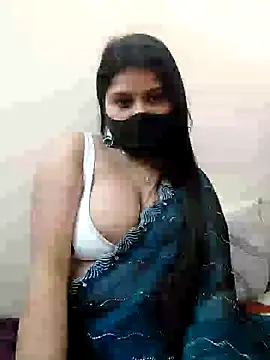 Snapshot of Hotty-simran chatting on February 6, 2025, 10:37 am Hotty-simran online show from February 6, 2025, 10:37 am