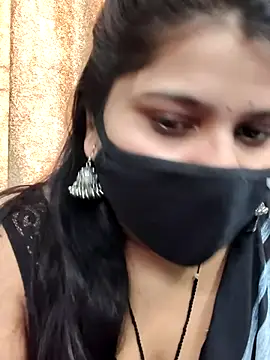 Hotty-simran online show from February 10, 2026, 4:38 am