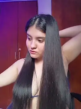 lilpervertgirl online show from January 5, 2026, 5:27 pm