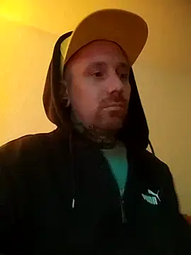 Schabernack1990 online show from May 16, 2026, 3:36 am