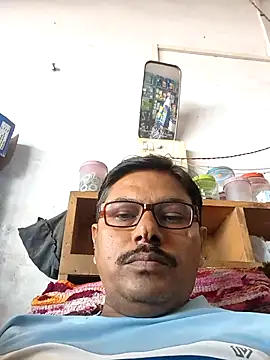 Srmotrs online show from October 12, 2025, 7:07 am