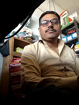 Srmotrs online show from November 7, 2025, 6:13 am