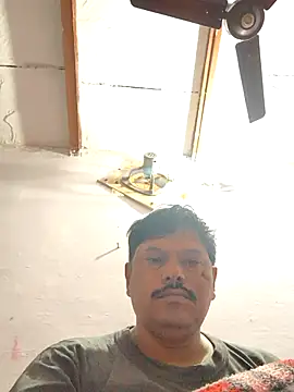 Srmotrs online show from November 18, 2025, 1:33 am