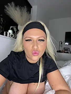 Snapshot of Arabellalee23 chatting on January 9, 2025, 6:26 pm Arabellalee23 online show from January 9, 2025, 6:26 pm